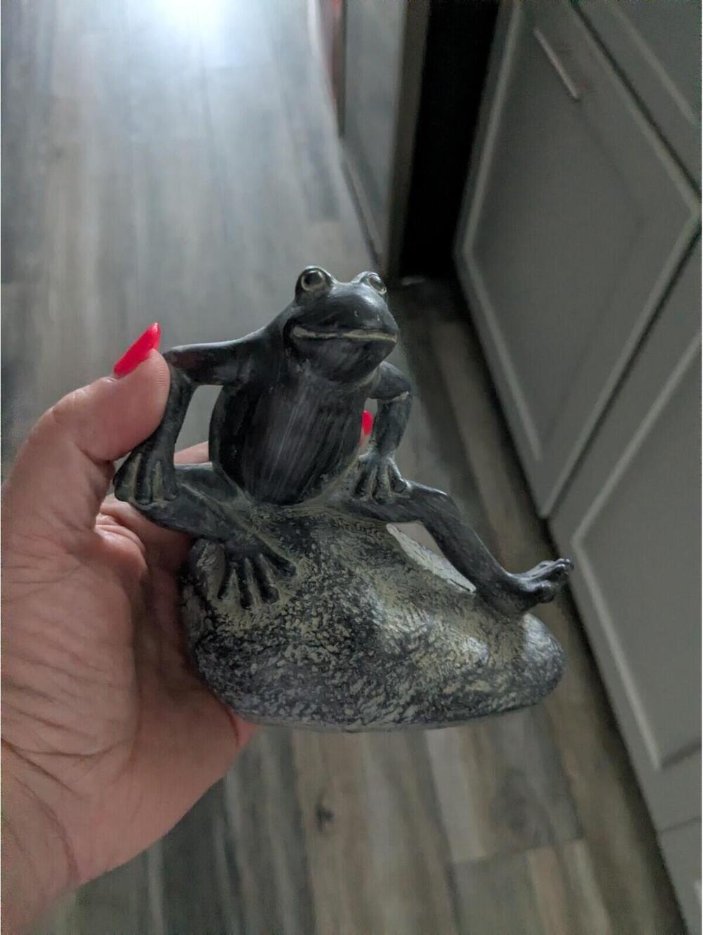Vintage Resin Frog Sitting On Stone Rock Figurine Figure Pier One Imports